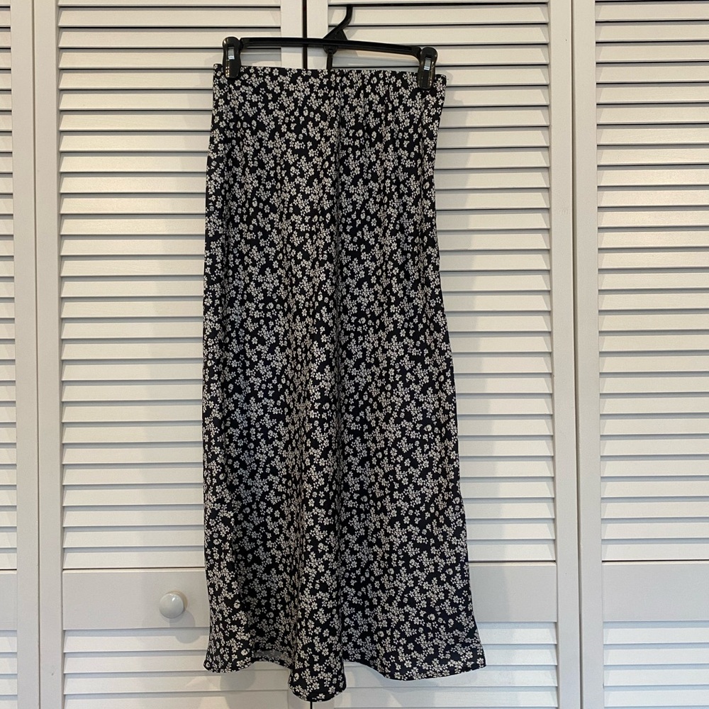 Satin feel Urban Outfitters midi skirt.